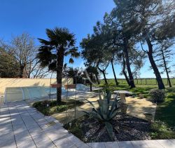 A vendre MAISON  5 PIECES 124 M2 BORD DE MER LONGEVILLE SUR MER