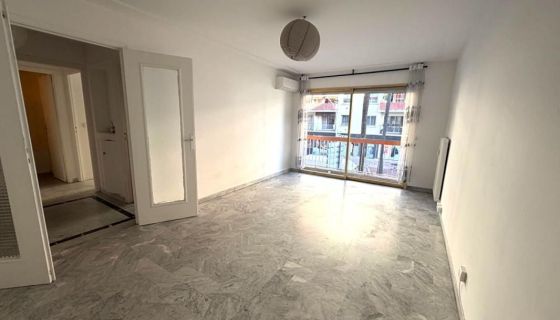 A louer APPARTEMENT T2 48 M2 BORD DE MER CAGNES SUR MER