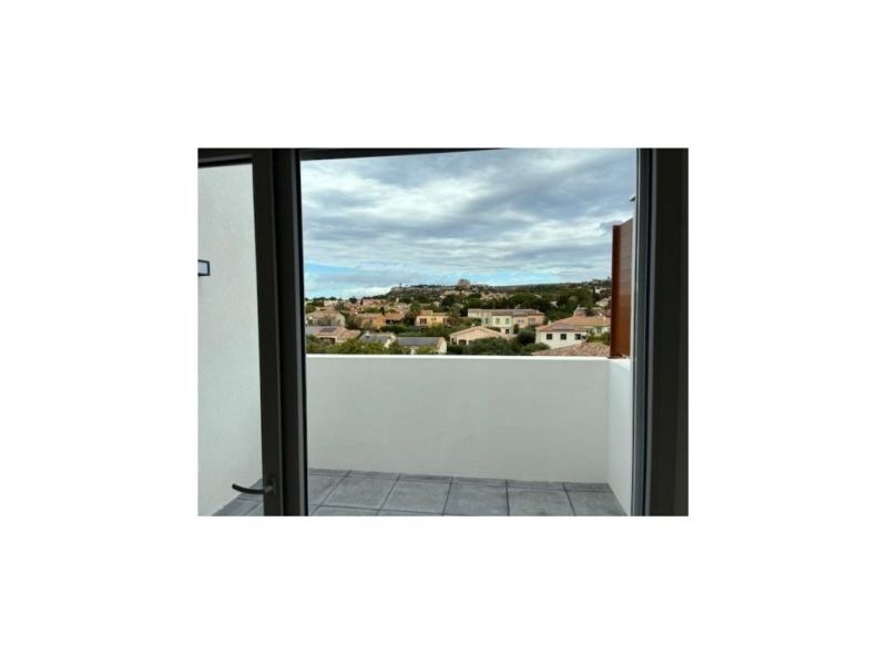 A louer APPARTEMENT NEUF T2 43 M2 TERRASSE BORD DE MER VITROLLES