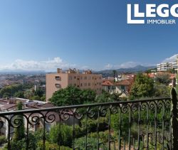 A louer APPARTEMENT T4 84 M2 BORD DE MER NICE