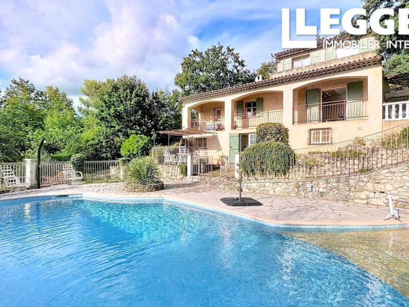 Se vende casa de 4 habitaciones, 150 m², Roquefort-les-Pins