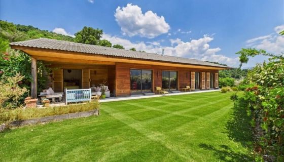 A louer MAISON  5 PIECES 131 M2  TAVACO