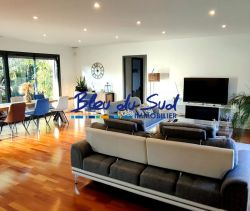 A louer MAISON  6 PIECES 146 M2  RODES