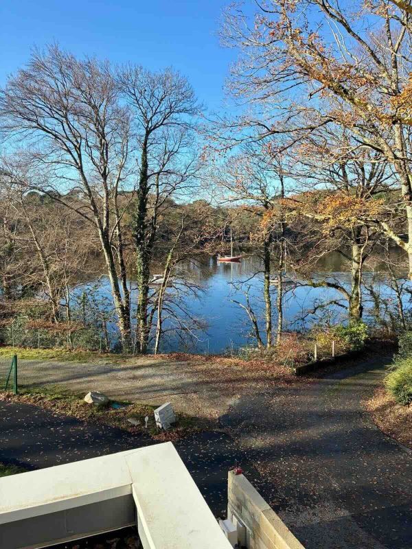 e9cb45cf3de63d3263d09ec4355e4cd0.