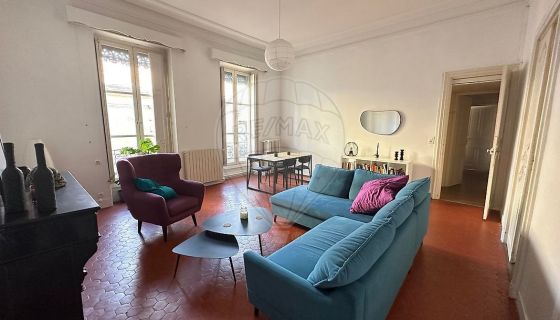 A louer APPARTEMENT DE PRESTIGE T4 137 M2 TERRASSE  NIMES