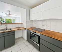 Contemporary house for rent in Orvault