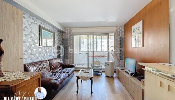 A louer APPARTEMENT T2 45 M2 BORD DE MER SETE