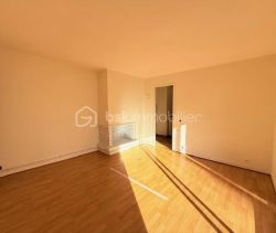 For rent: 1-bedroom apartment, 47 m², terrace, Bayonne