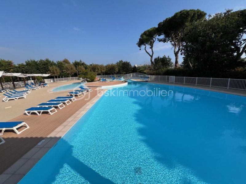 For rent: 1-bedroom apartment, 38 m², terrace, seaside, Mandelieu-La-Napoule