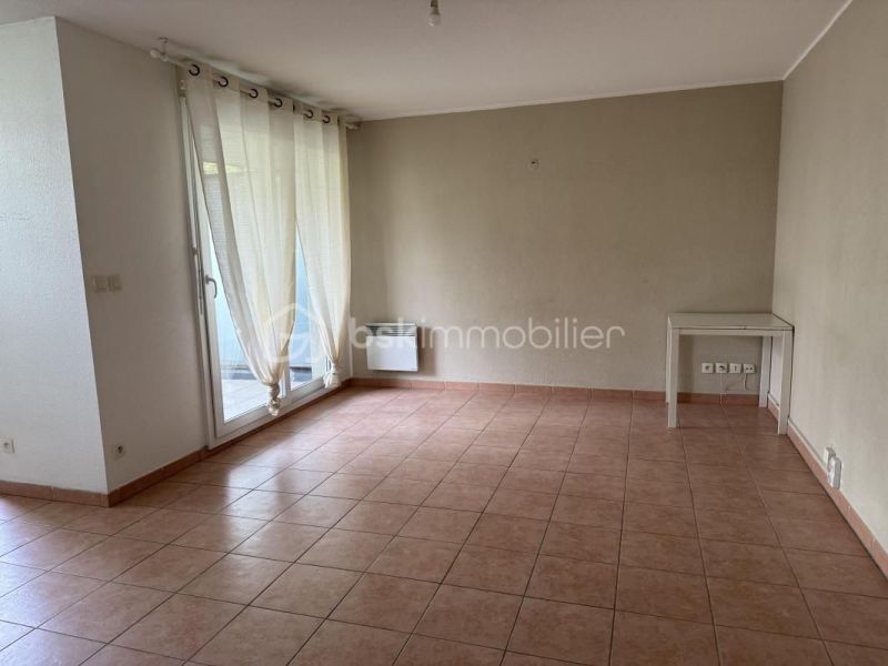 Se alquila apartamento de 1 dormitorio, 45 m², primera línea de playa, Miramas