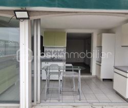 For rent: 5-room apartment, 90 m², terrace, seaside, Le Barcarès