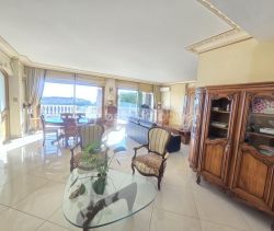 For rent: 5-room apartment, 250 m², terrace, seaside, Bouzigues