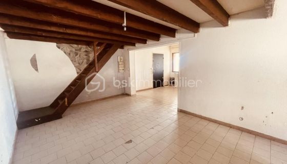 For rent: 2-bedroom apartment (63 sq m) by the sea in Valras Plage