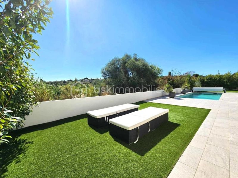 Se vende casa de 6 habitaciones, 145 m², Tourbes