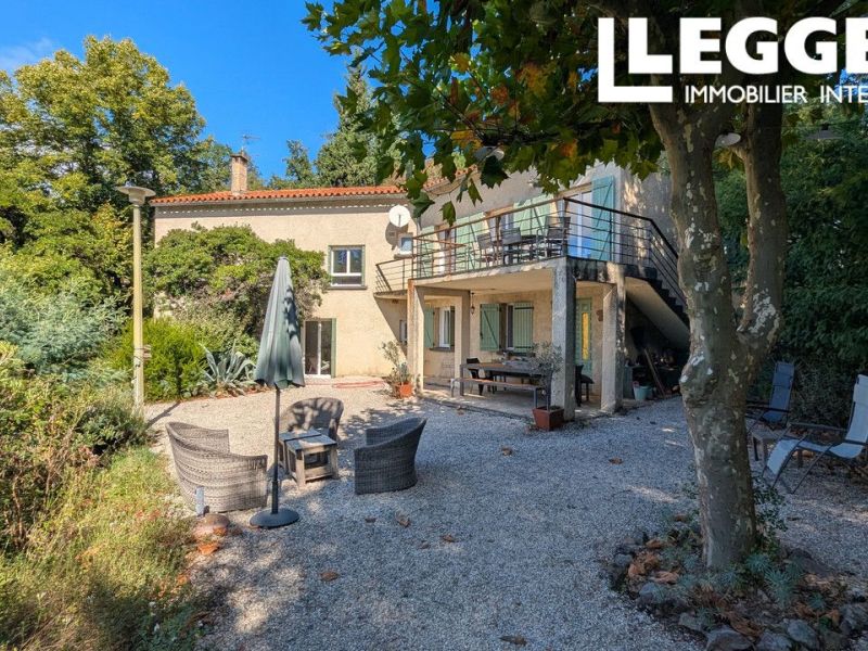 For rent: 11-room house, 185 m², Fozières