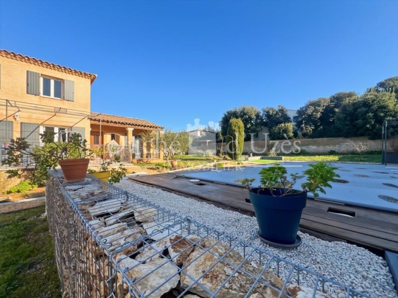 House for rent, 5 rooms, 116 m², Uzès