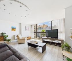 A louer APPARTEMENT T4 93 M2 BORD DE MER AJACCIO