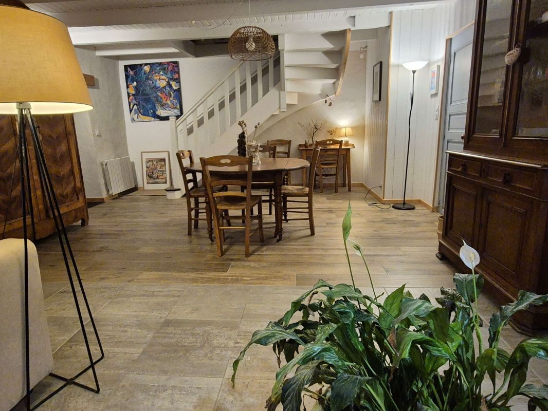 ab130f21106571124f3b69e528305b2d