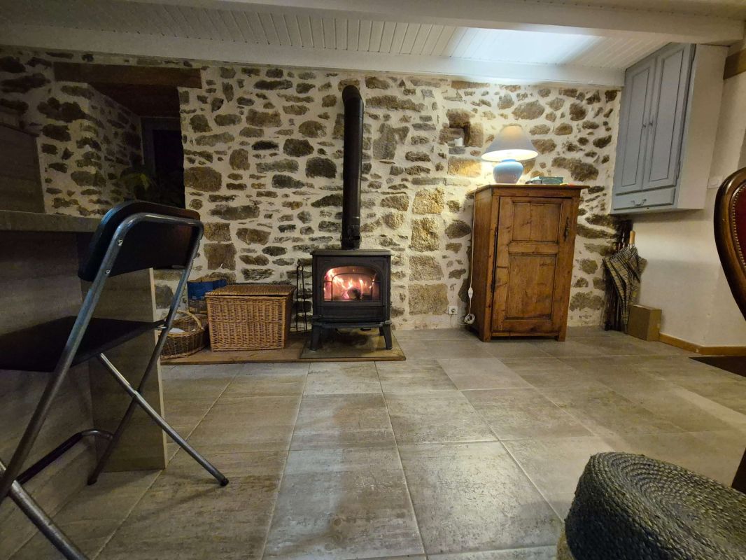 31f4f40e2416b7da015a231b26a703b3