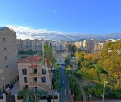 Luxury 2-bedroom apartment for rent, 63 m², with terrace, beachfront, Antibes