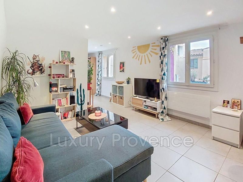 For rent: 1-bedroom apartment, 48 m², Fuveau