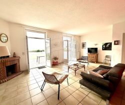 A louer MAISON  CONTEMPORAINE PIEDS DANS L'EAU VAUX SUR MER