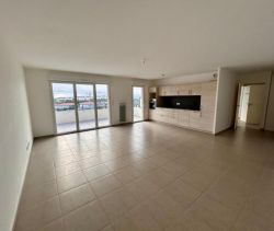 A louer APPARTEMENT T3 74 M2 TERRASSE BORD DE MER SAINT RAPHAEL