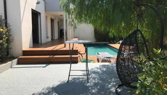 MAISON  CONTEMPORAINE  VILLENEUVE DE LA RAHO