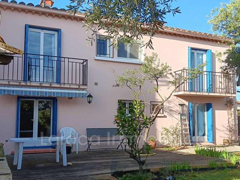 For sale: 5-room house, 137 m², Laroque des Albères village