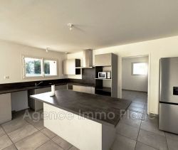 For sale: 4-room house, 97 m², Civrac-en-Médoc