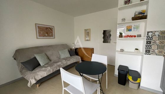 A louer STUDIO  23 M2 BORD DE MER LONGEVILLE SUR MER