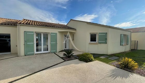 A vendre MAISON  5 PIECES 140 M2  LE BERNARD