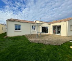 A vendre MAISON  5 PIECES 140 M2  LE BERNARD