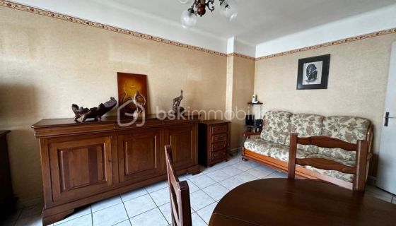 A louer APPARTEMENT T2 48 M2 BORD DE MER NICE