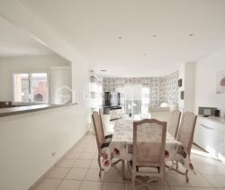 For rent: 4-room house, 83 m², seaside, Saint-Laurent-de-la-Salanque