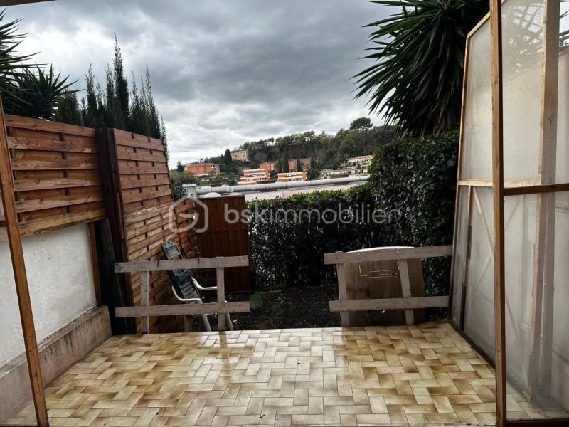 A louer APPARTEMENT T2 41 M2 TERRASSE BORD DE MER VILLENEUVE LOUBET