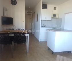 A louer STUDIO  27 M2 TERRASSE PIEDS DANS L'EAU CANET EN ROUSSILLON