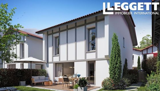 For sale: 5-room house, 115 m², beachfront, Anglet