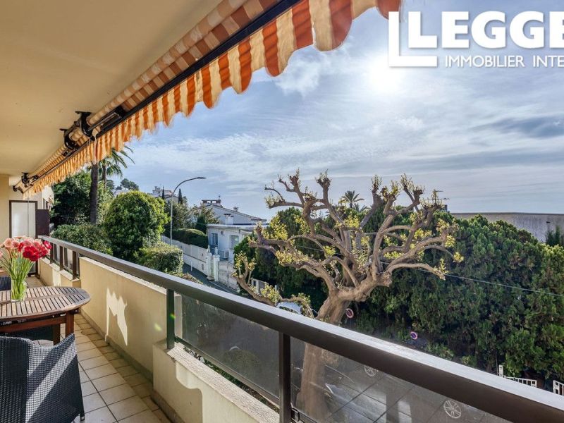 A louer APPARTEMENT T2 55 M2 BORD DE MER NICE