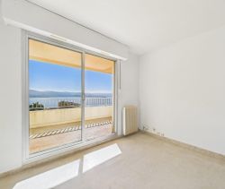 A louer APPARTEMENT T3 77 M2 TERRASSE VUE MER AJACCIO