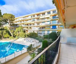 For rent: Luxury 2-bedroom apartment, 92 sq m, terrace, seafront, Cap d'Ail