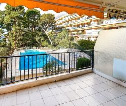 For rent: Luxury 2-bedroom apartment, 92 sq m, terrace, seafront, Cap d'Ail