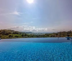 A louer MAISON  7 PIECES 250 M2 VUE MER CAVALAIRE SUR MER