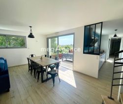 Contemporary house for rent by the sea in Les Sables d'Olonne