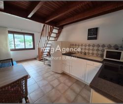 For rent: 1-bedroom apartment, 26 m², seaside, Le Lavandou