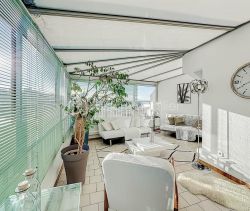 For rent: Brand new 2-bedroom duplex apartment, 72 m², beachfront, Palavas-les-Flots