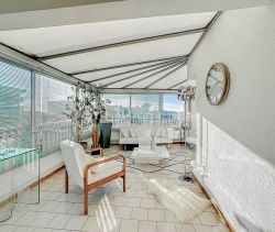 For rent: Brand new 2-bedroom duplex apartment, 72 m², beachfront, Palavas-les-Flots