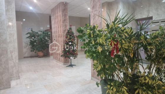 A louer APPARTEMENT T4 92 M2 BORD DE MER TOULON