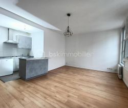 A louer APPARTEMENT T2 43 M2 BORD DE MER LA ROCHELLE