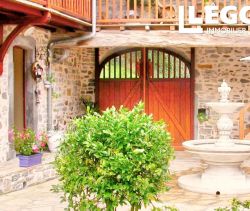 A louer MAISON  D'ARCHITECTE  OLORON SAINTE MARIE